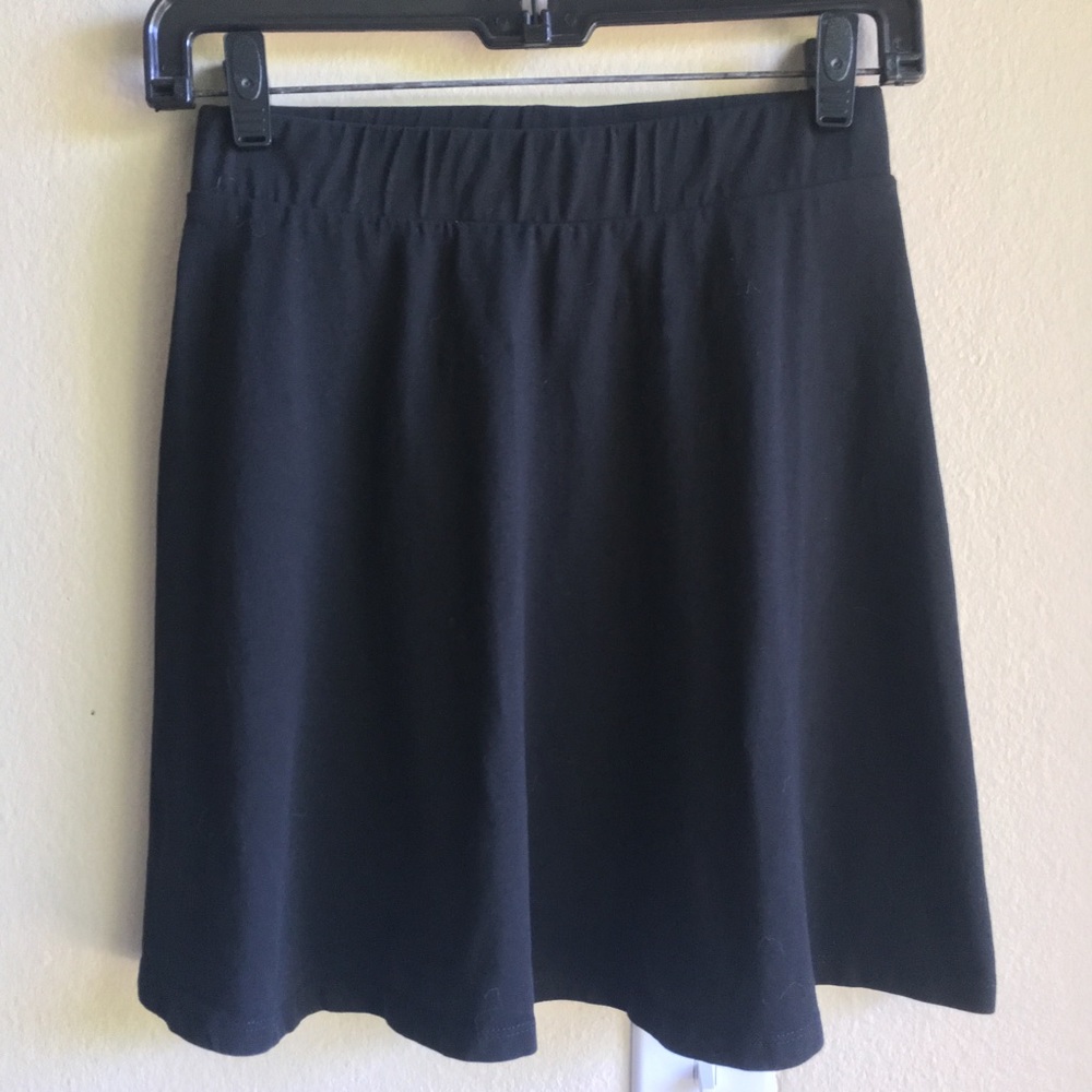 H&M Black Circle Skirt